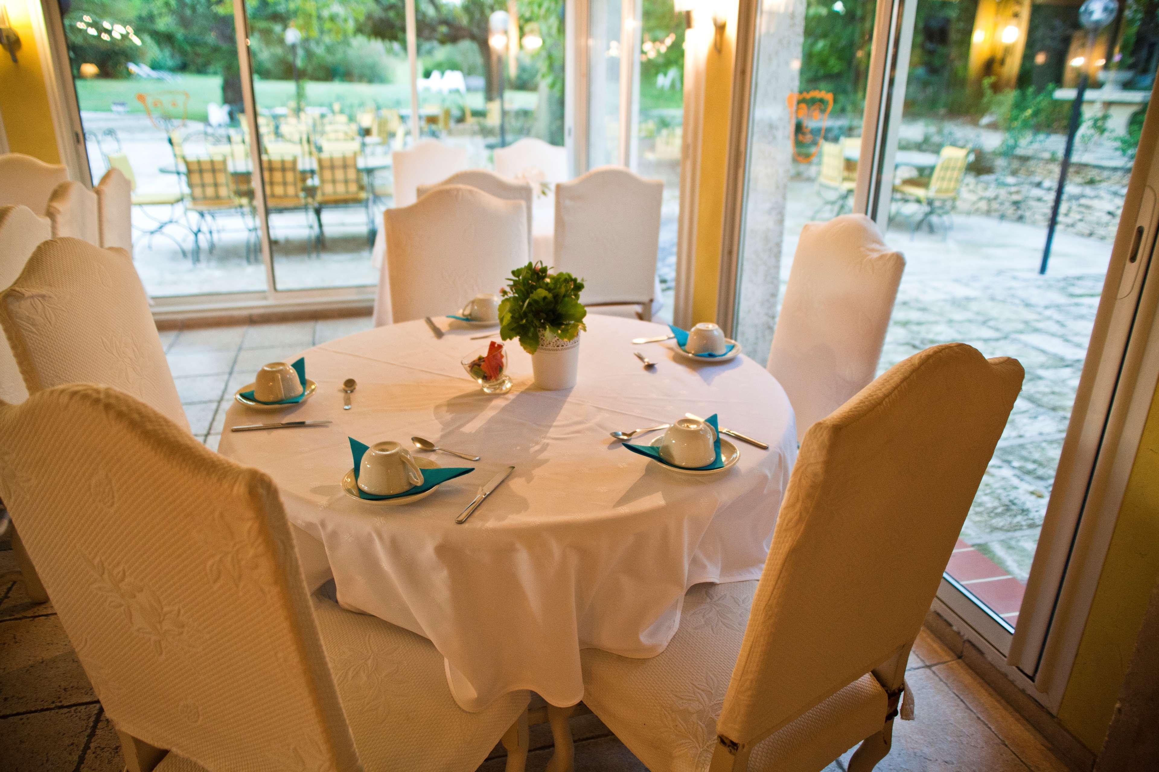 Best Western Le Val Majour Fontvieille Exterior photo