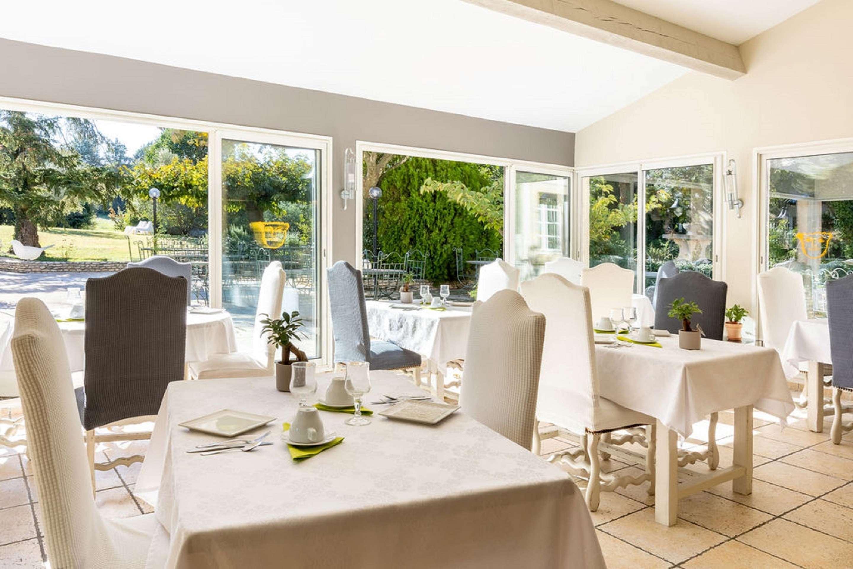 Best Western Le Val Majour Fontvieille Exterior photo