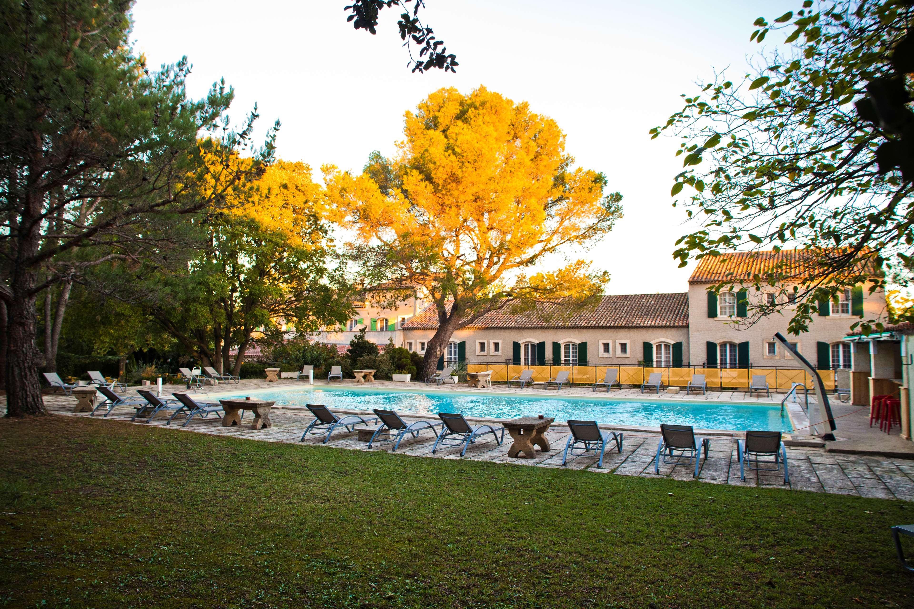 Best Western Le Val Majour Fontvieille Exterior photo