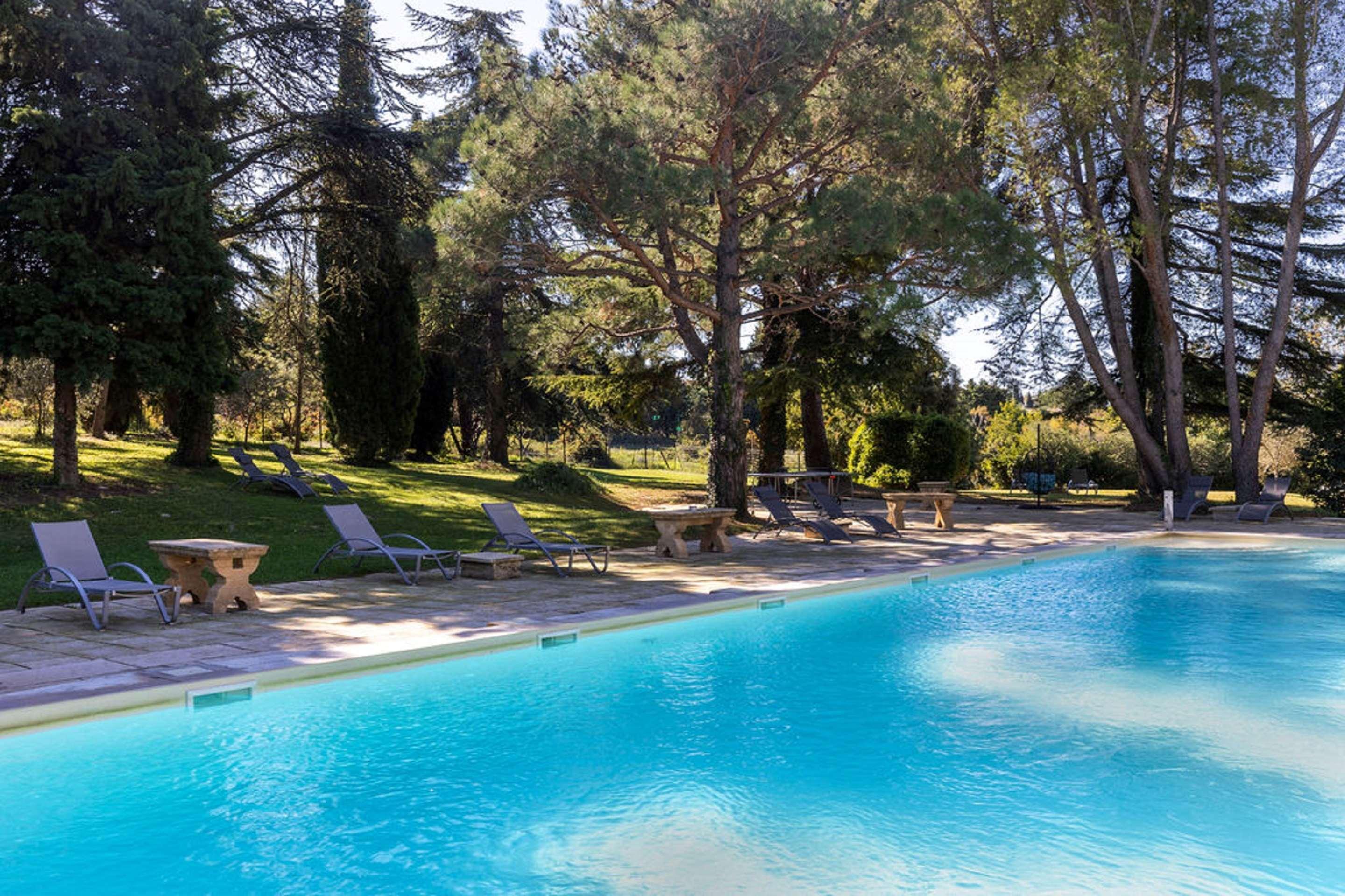 Best Western Le Val Majour Fontvieille Exterior photo